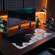 SUN GOD NIKA - Anime Design - XXL Gaming Mauspad