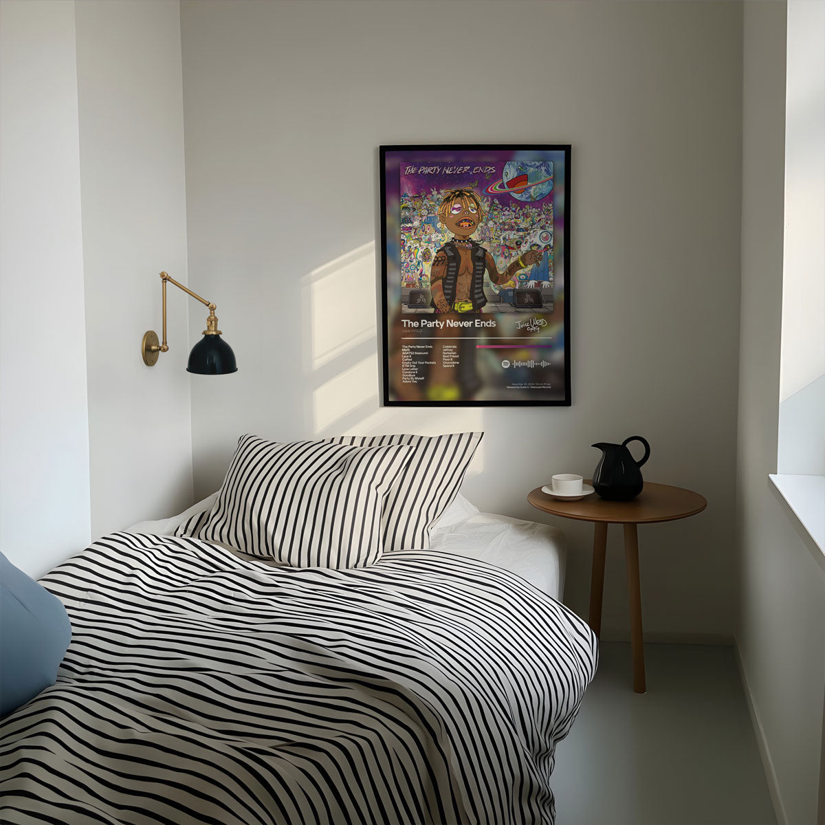 THE PARTY NEVER ENDS - Deskyou Poster